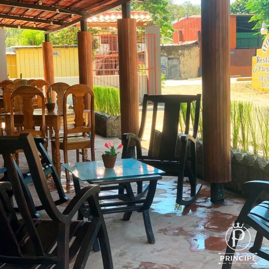 Hotel Restaurante El Principe ริวาส ภายนอก รูปภาพ